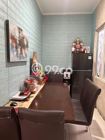 Rumah Modern 3 KT di Suvarna Sutera Tangerang Semi Furnished Rumah Modern 3 KT di Suvarna Sutera Tangerang Semi Furnished