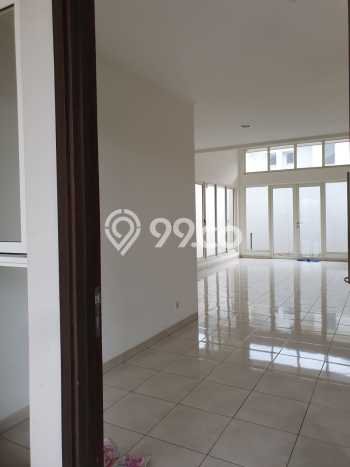Dijual Hunian Rumah Nyaman 3 KT di Suvarna Sutera, Tangerang Dijual Hunian Rumah Nyaman 3 KT di Suvarna Sutera, Tangerang