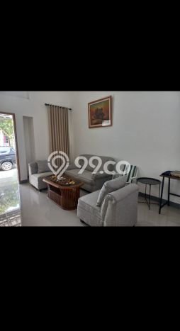 Disewakan! Rumah 2 Kamar Tidur &
1 Kamar Mandi di Sentul City, Bogor Disewakan! Rumah 2 Kamar Tidur &
1 Kamar Mandi di Sentul City, Bogor