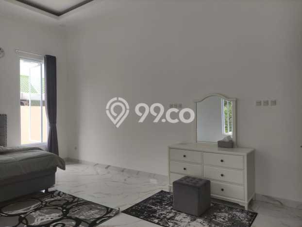 Rumah kawasan Sentul City, Akses ke Pusat Kota, 4 KM, LT 467m² Bangunan 300m² Rumah kawasan Sentul City, Akses ke Pusat Kota, 4 KM, LT 467m² Bangunan 300m²