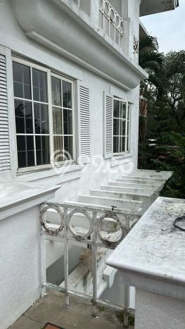 Rumah Elit Modern Tanpa Renovasi di Sentul City Bogor Rumah Elit Modern Tanpa Renovasi di Sentul City Bogor