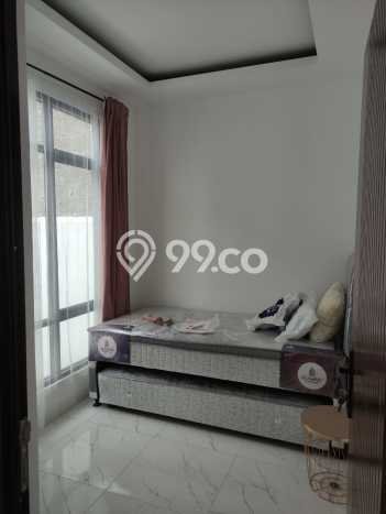 Rumah di , 2 KM, Area Premium, Luas 105m2m² Bangunan 140m2m² Rumah di , 2 KM, Area Premium, Luas 105m2m² Bangunan 140m2m²