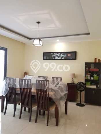 Disewakan! Rumah 3 Kamar Tidur &
2 Kamar Mandi di Sentul City, Bogor Disewakan! Rumah 3 Kamar Tidur &
2 Kamar Mandi di Sentul City, Bogor