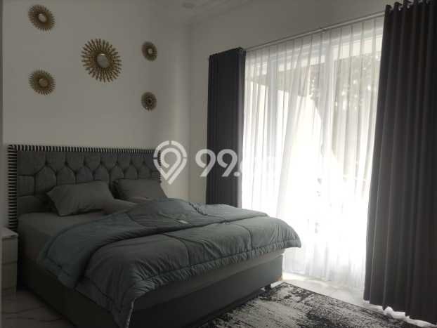 Rumah kawasan Sentul City, Akses ke Pusat Kota, 4 KM, LT 467m² Bangunan 300m² Rumah kawasan Sentul City, Akses ke Pusat Kota, 4 KM, LT 467m² Bangunan 300m²