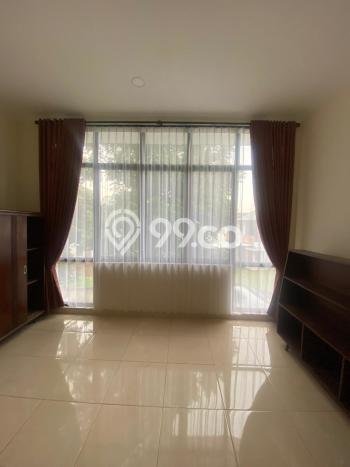 Disewakan! Rumah 4 Kamar Tidur &
3 Kamar Mandi di Sentul City, Bogor Disewakan! Rumah 4 Kamar Tidur &
3 Kamar Mandi di Sentul City, Bogor
