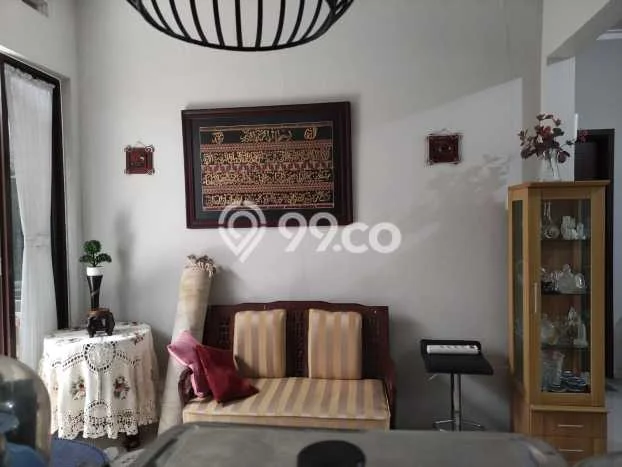 Disewakan! Rumah 2 Kamar Tidur &
2 Kamar Mandi di Sentul City, Bogor Disewakan! Rumah 2 Kamar Tidur &
2 Kamar Mandi di Sentul City, Bogor