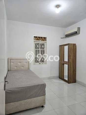 Rumah Luas Asri 4 KT Siap Huni di Sentul City Bogor Rumah Luas Asri 4 KT Siap Huni di Sentul City Bogor