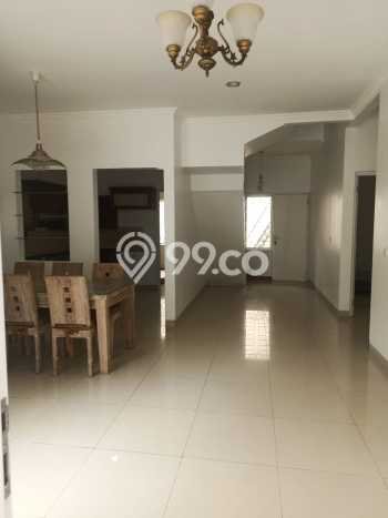 Rumah sewa siap pakai 4 Kamar Tidur di Sentul City, Bogor Rumah sewa siap pakai 4 Kamar Tidur di Sentul City, Bogor
