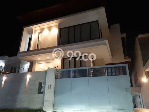 Dijual Rumah Mewah Elegan Dengan View Cantik di Citraland, Surabaya Dijual Rumah Mewah Elegan Dengan View Cantik di Citraland, Surabaya