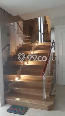 Dijual Rumah Mewah Elegan Dengan View Cantik di Citraland, Surabaya Dijual Rumah Mewah Elegan Dengan View Cantik di Citraland, Surabaya