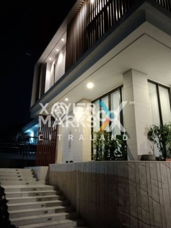 Best Deal Hunian Premium Ideal dan Luas di Wonocolo, Surabaya Best Deal Hunian Premium Ideal dan Luas di Wonocolo, Surabaya