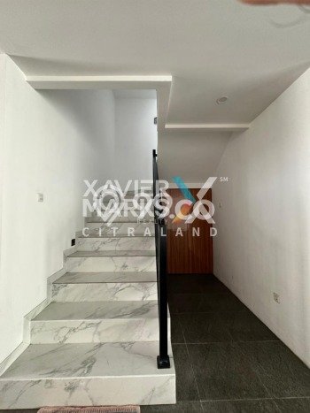 Jual Rumah Luas Elegan Dengan View Cantik di Citraland, Surabaya Jual Rumah Luas Elegan Dengan View Cantik di Citraland, Surabaya