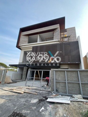 Hunian Elit LB 550m2 Siap Pakai Desain Elegan di Citraland, Surabaya Hunian Elit LB 550m2 Siap Pakai Desain Elegan di Citraland, Surabaya