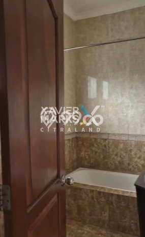 Dijual Rumah Luas Megah Dengan View Eksklusif di Citraland, Surabaya Dijual Rumah Luas Megah Dengan View Eksklusif di Citraland, Surabaya