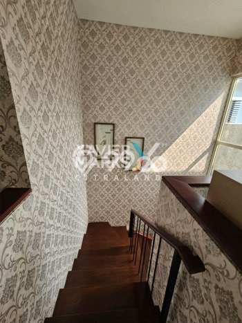 Dijual Rumah Premium dengan Fasilitas Sekitar Komplit di Sambikerep, Surabaya Dijual Rumah Premium dengan Fasilitas Sekitar Komplit di Sambikerep, Surabaya