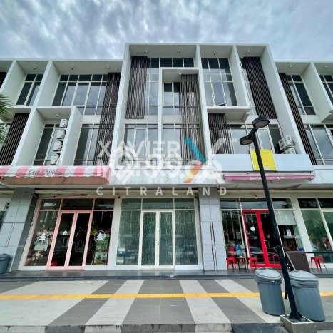 Unit Ruko Dijual di Surabaya LT 67m2 & LB 178m2 Unit Ruko Dijual di Surabaya LT 67m2 & LB 178m2
