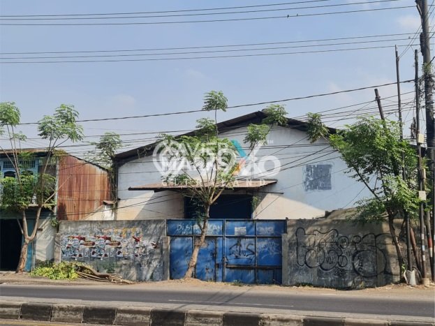 Unit Gudang Dijual di Taman Sidoarjo Luas Tanah 348m2, Luas Bangunan 270m2 Unit Gudang Dijual di Taman Sidoarjo Luas Tanah 348m2, Luas Bangunan 270m2