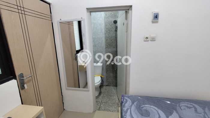Rumah Kost Dijual di Wiyung, Surabaya, 30 KT, 30 KM, Bangunan 450m2 Rumah Kost Dijual di Wiyung, Surabaya, 30 KT, 30 KM, Bangunan 450m2