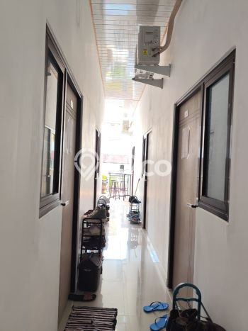 Unit Kost Dijual di Keputih dengan 30 Kamar Area Ramai Unit Kost Dijual di Keputih dengan 30 Kamar Area Ramai
