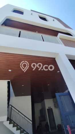 Rumah Kost Dijual di Wiyung, Surabaya, 30 KT, 30 KM, Bangunan 450m2 Rumah Kost Dijual di Wiyung, Surabaya, 30 KT, 30 KM, Bangunan 450m2