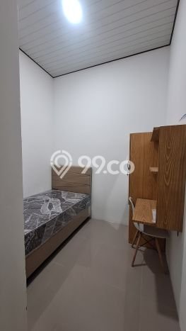 Kost Dijual di Surabaya Kota dengan 9 KT dan Luas 144m2 Kost Dijual di Surabaya Kota dengan 9 KT dan Luas 144m2