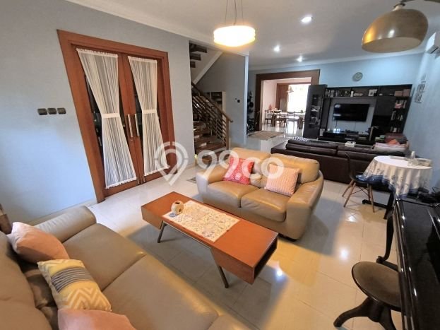 Rumah Luxury Modern Tanpa Renovasi di Cipete Jakarta Selatan Rumah Luxury Modern Tanpa Renovasi di Cipete Jakarta Selatan