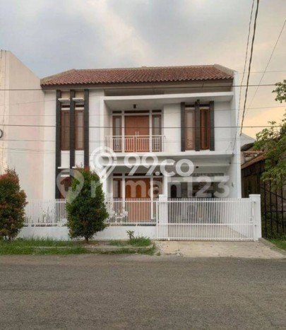 Hunian Cantik Modern Lb 200m2 di Turangga, Bandung Hunian Cantik Modern Lb 200m2 di Turangga, Bandung