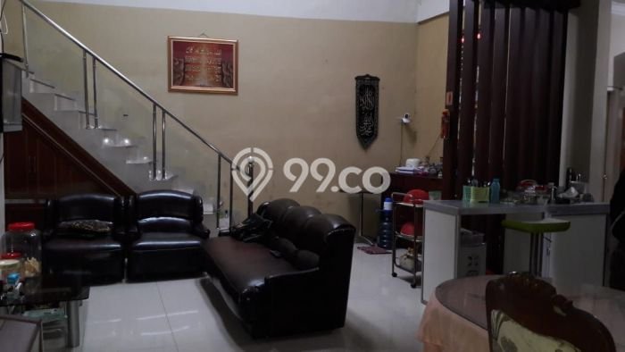Rumah Modern 5 Kamar LT 210m2 di BKR Rumah Modern 5 Kamar LT 210m2 di BKR