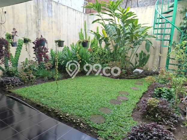 Disewakan! Rumah 4 Kamar Tidur &
3 Kamar Mandi di Setra Indah, Bandung Disewakan! Rumah 4 Kamar Tidur &
3 Kamar Mandi di Setra Indah, Bandung