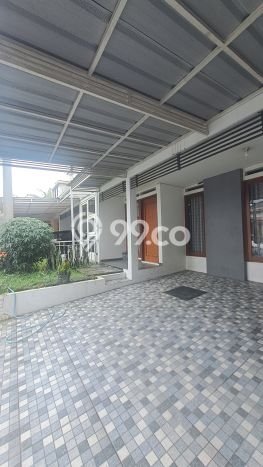 For Sale Hunian Rumah Terawat 4 KT di Buah Batu, Bandung For Sale Hunian Rumah Terawat 4 KT di Buah Batu, Bandung