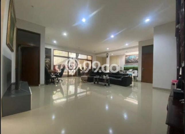Rumah Idaman Keluarga! Rumah 2 Lantai di , Bandung, Luas 364m2m² Bangunan 300m2m² Rumah Idaman Keluarga! Rumah 2 Lantai di , Bandung, Luas 364m2m² Bangunan 300m2m²