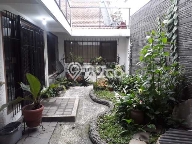 Rumah Elit Modern Tanpa Renovasi di Turangga Bandung Rumah Elit Modern Tanpa Renovasi di Turangga Bandung