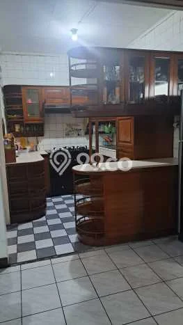 Dijual Hunian Rumah Terawat 5 Kamar di Turangga, Bandung Dijual Hunian Rumah Terawat 5 Kamar di Turangga, Bandung
