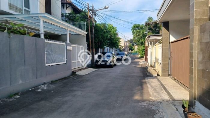 Rumah Modern Cantik 4 Kamar Siap Huni di Rancasari Rumah Modern Cantik 4 Kamar Siap Huni di Rancasari