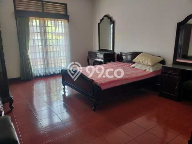 Rumah Luxury Modern Tanpa Renovasi di Buah Batu Bandung Rumah Luxury Modern Tanpa Renovasi di Buah Batu Bandung
