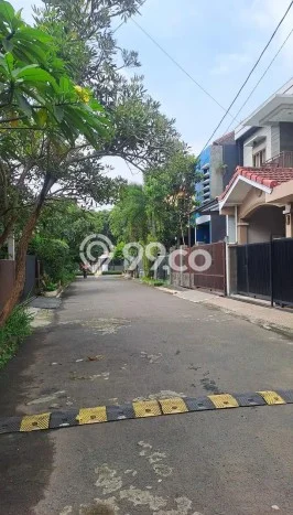 For Sale Rumah 4 Kamar Lokasi Ideal Nyaman dan Strategis di Antapani For Sale Rumah 4 Kamar Lokasi Ideal Nyaman dan Strategis di Antapani