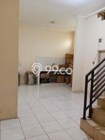 Rumah Minimalis 3 KT di Taman Holis Indah Bandung Unfurnished Rumah Minimalis 3 KT di Taman Holis Indah Bandung Unfurnished