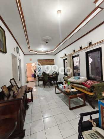 Ready to Use! Premium House LT 283m2 Desain Elegan di Turangga Ready to Use! Premium House LT 283m2 Desain Elegan di Turangga
