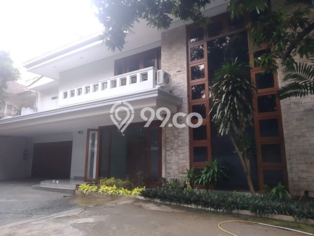 Rumah Eksklusif Siap Huni LT 861m2 di Kebayoran Baru, Jakarta Selatan Rumah Eksklusif Siap Huni LT 861m2 di Kebayoran Baru, Jakarta Selatan
