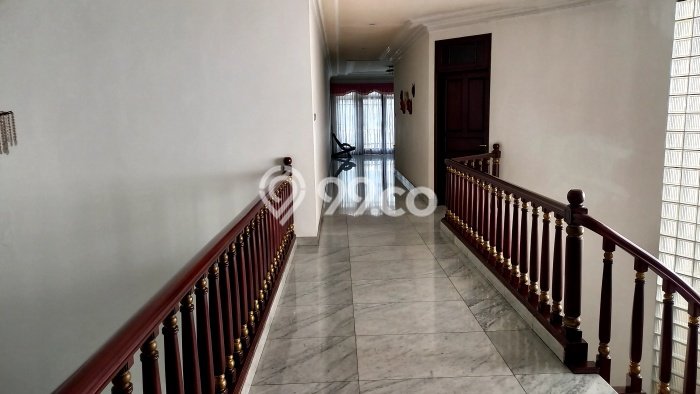 Dijual Hunian Mewah dengan Fasilitas Sekitar Lengkap di Menteng, Jakarta Pusat Dijual Hunian Mewah dengan Fasilitas Sekitar Lengkap di Menteng, Jakarta Pusat