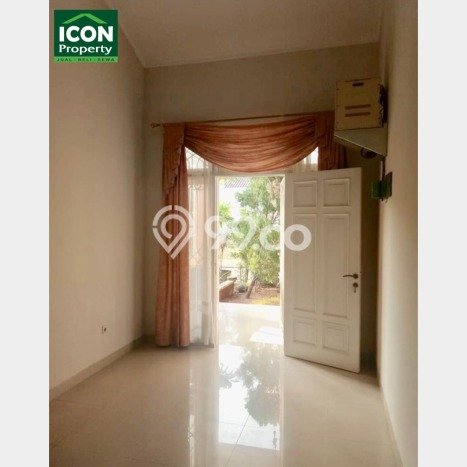 UNIT LANGKA! Rumah di Alam Sutera, 2 KM, Pemandangan Indah, Luas 102m² LB 84m² UNIT LANGKA! Rumah di Alam Sutera, 2 KM, Pemandangan Indah, Luas 102m² LB 84m²