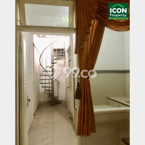 UNIT LANGKA! Rumah di Alam Sutera, 2 KM, Pemandangan Indah, Luas 102m² LB 84m² UNIT LANGKA! Rumah di Alam Sutera, 2 KM, Pemandangan Indah, Luas 102m² LB 84m²