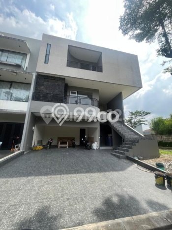 Jual Rumah Luas Megah Dengan View Eksklusif di Alam Sutera, Tangerang Jual Rumah Luas Megah Dengan View Eksklusif di Alam Sutera, Tangerang