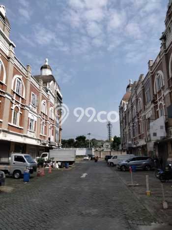 Siap Pakai Ruko Tematik 3 Lantai Pinggir Jalan Dan Ramai Siap Pakai Ruko Tematik 3 Lantai Pinggir Jalan Dan Ramai