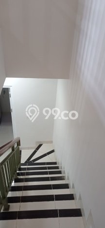 Rumah Minimalis Semi Furnished 2 Lantai di Virginia Village Siap Huni Rumah Minimalis Semi Furnished 2 Lantai di Virginia Village Siap Huni