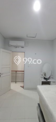 Rumah Minimalis Semi Furnished 2 Lantai di Virginia Village Siap Huni Rumah Minimalis Semi Furnished 2 Lantai di Virginia Village Siap Huni