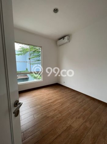 Disewakan! Rumah 4 Kamar Tidur &
3 Kamar Mandi di Alam Sutera, Tangerang Disewakan! Rumah 4 Kamar Tidur &
3 Kamar Mandi di Alam Sutera, Tangerang