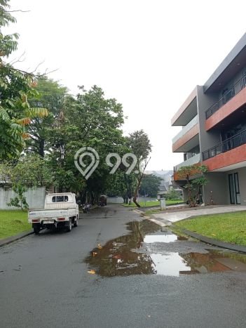 Hunian Mewah LB 500m2 Siap Huni Desain Elegan di Alam Sutera, Tangerang Hunian Mewah LB 500m2 Siap Huni Desain Elegan di Alam Sutera, Tangerang