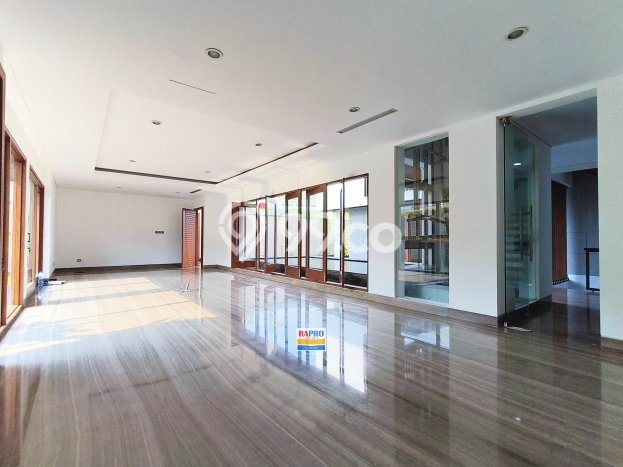 Rumah Luxury Modern Siap Huni di Pondok Indah Jakarta Selatan Rumah Luxury Modern Siap Huni di Pondok Indah Jakarta Selatan