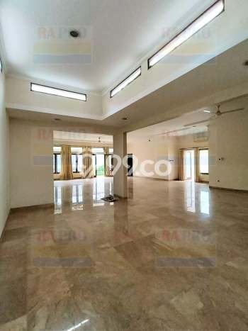 Dijual Rumah Mewah Megah Dengan View Eksklusif di Pondok Indah, Jakarta Selatan Dijual Rumah Mewah Megah Dengan View Eksklusif di Pondok Indah, Jakarta Selatan